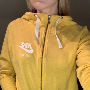 Nike zip up hoodie